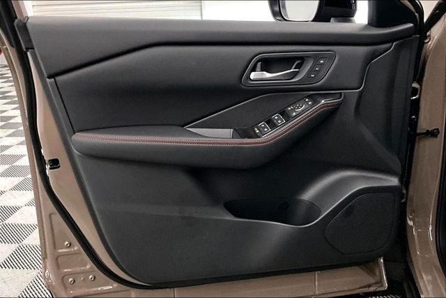 2026 Nissan Rogue Rock Creek AWD - Premium Package