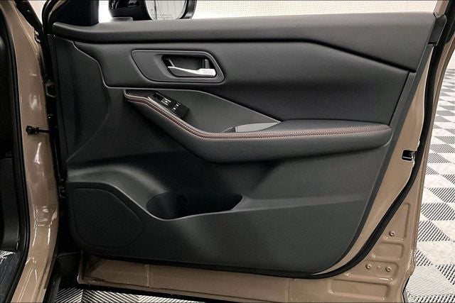 2026 Nissan Rogue Rock Creek AWD - Premium Package