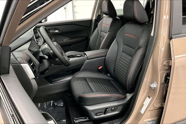 2026 Nissan Rogue Rock Creek AWD - Premium Package
