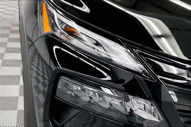 2026 Nissan Rogue Dark Armor AWD