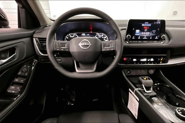 2026 Nissan Rogue Dark Armor AWD
