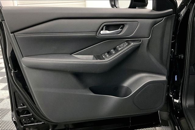 2026 Nissan Rogue Dark Armor AWD