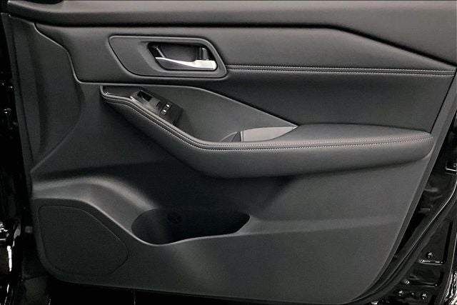 2026 Nissan Rogue Dark Armor AWD