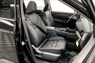 2026 Nissan Rogue Dark Armor AWD
