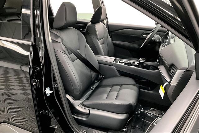 2026 Nissan Rogue Dark Armor AWD