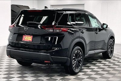 2026 Nissan Rogue Dark Armor AWD