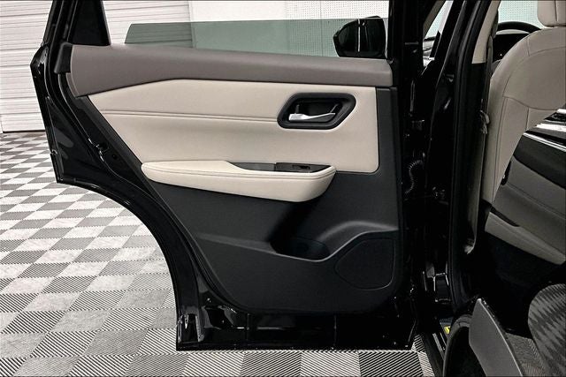 2026 Nissan Rogue Dark Armor AWD