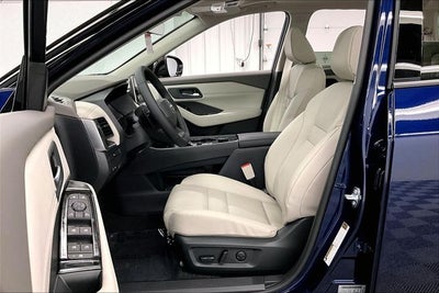 2026 Nissan Rogue Dark Armor AWD