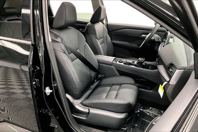 2026 Nissan Rogue Dark Armor AWD