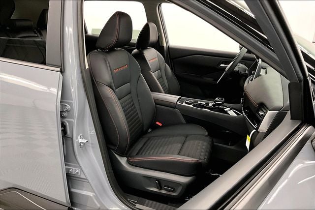 2026 Nissan Rogue Rock Creek AWD - Premium Package