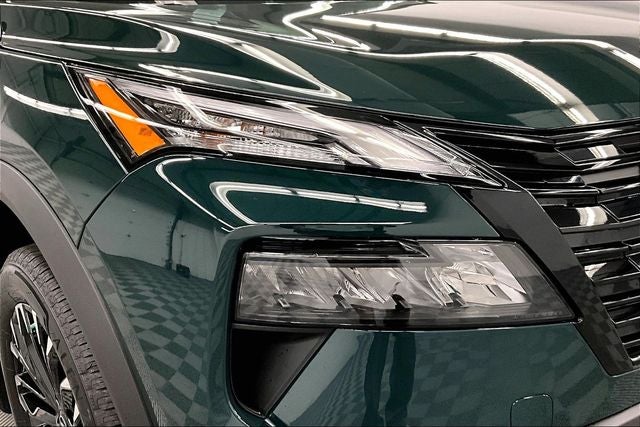 2026 Nissan Rogue Dark Armor AWD