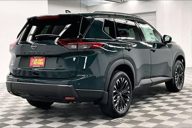 2026 Nissan Rogue Dark Armor AWD