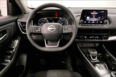 2026 Nissan Rogue SV AWD - Cold Weather Package