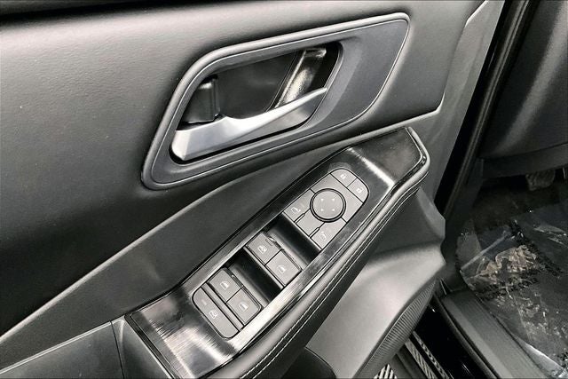 2026 Nissan Rogue SV AWD - Cold Weather Package