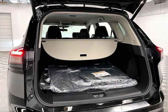 2026 Nissan Rogue SV AWD - Cold Weather Package