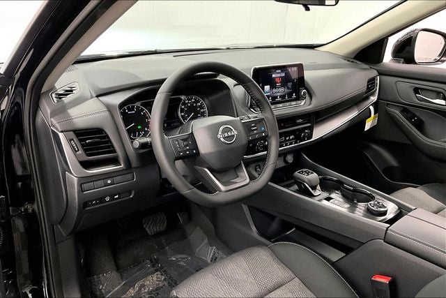 2026 Nissan Rogue SV AWD - Cold Weather Package