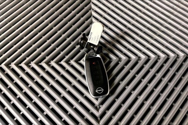 2026 Nissan Rogue SV AWD - Cold Weather Package