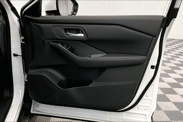 2026 Nissan Rogue SV AWD - Cold Weather Package