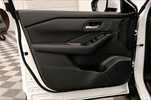 2026 Nissan Rogue SV AWD - Cold Weather Package