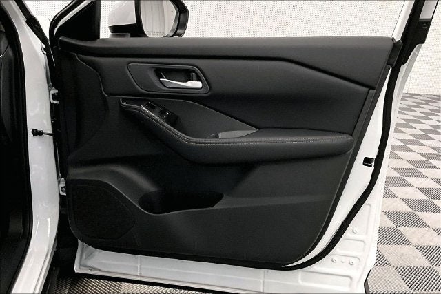2026 Nissan Rogue SV AWD - Cold Weather Package