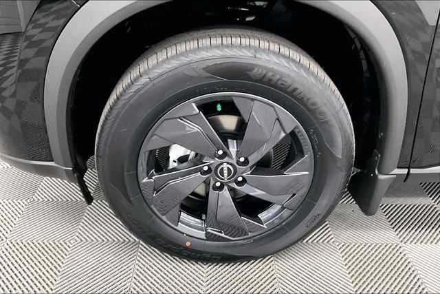 2026 Nissan Rogue SV AWD