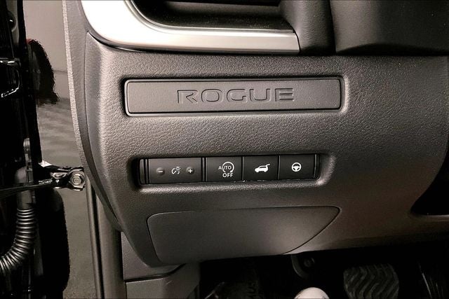 2026 Nissan Rogue SV AWD