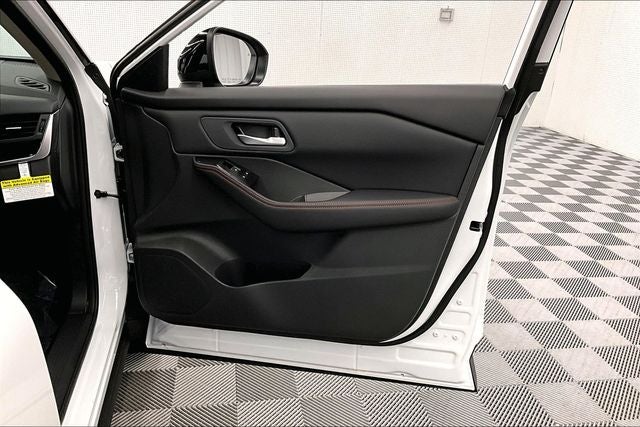 2026 Nissan Rogue Rock Creek AWD - Premium Package