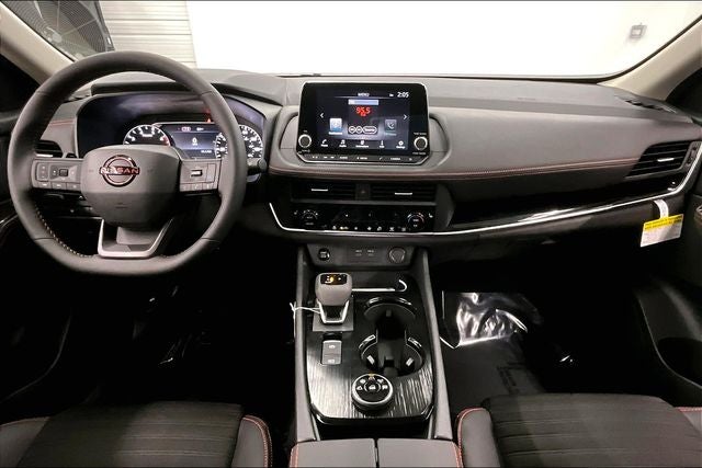 2026 Nissan Rogue Rock Creek AWD - Premium Package