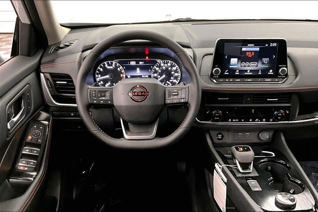 2026 Nissan Rogue Rock Creek AWD - Premium Package