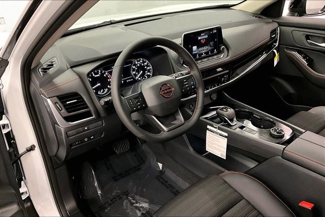 2026 Nissan Rogue Rock Creek AWD - Premium Package