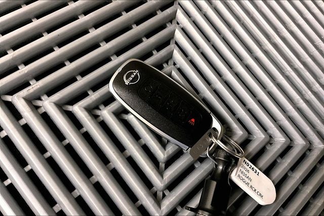 2026 Nissan Rogue Rock Creek AWD - Premium Package