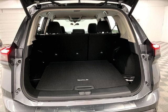 2026 Nissan Rogue SV AWD