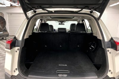 2023 Nissan Rogue SV AWD-Pano Roof-Adaptive Cruise-Htd Seats