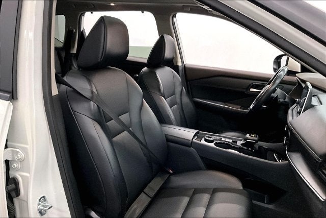 2023 Nissan Rogue SV AWD-Pano Roof-Adaptive Cruise-Htd Seats