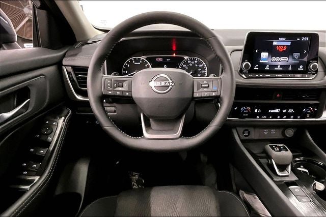 2026 Nissan Rogue SV AWD - Cold Weather Package