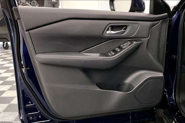 2026 Nissan Rogue SV AWD - Cold Weather Package