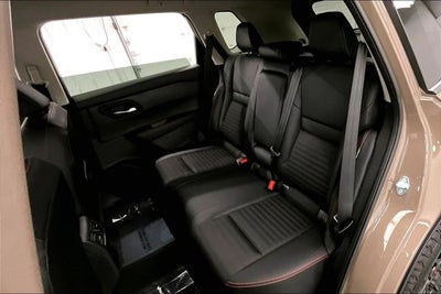 2026 Nissan Rogue Rock Creek AWD - Premium Package