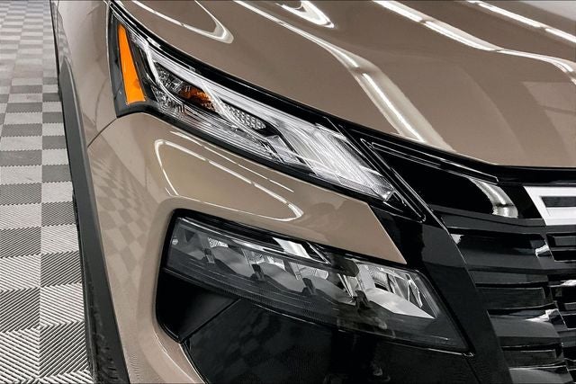 2026 Nissan Rogue Rock Creek AWD - Premium Package