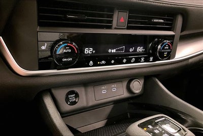 2026 Nissan Rogue SV AWD - Cold Weather Package