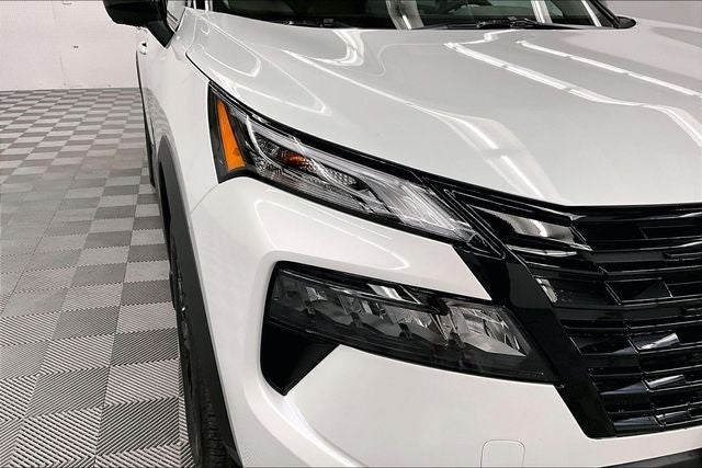 2026 Nissan Rogue Dark Armor AWD