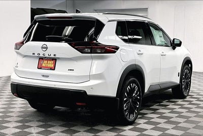 2026 Nissan Rogue Dark Armor AWD
