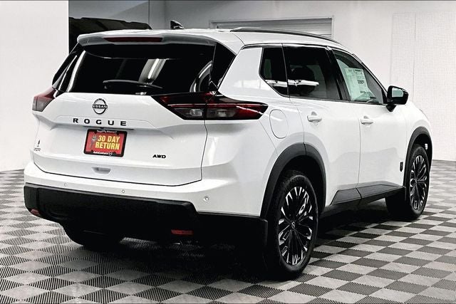 2026 Nissan Rogue Dark Armor AWD