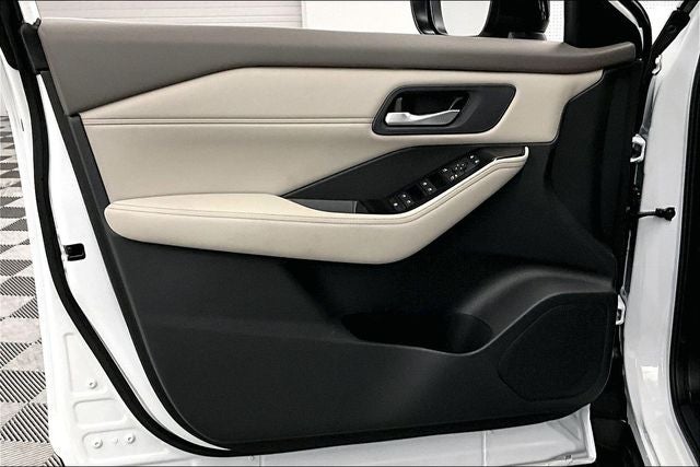 2026 Nissan Rogue Dark Armor AWD