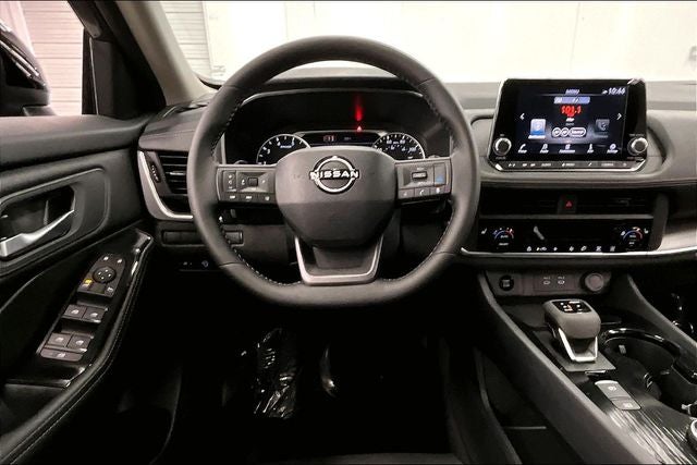 2026 Nissan Rogue Dark Armor AWD