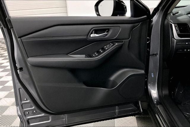 2026 Nissan Rogue Dark Armor AWD