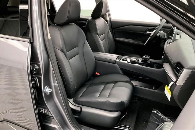 2026 Nissan Rogue Dark Armor AWD