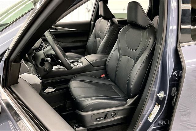 2024 INFINITI QX60 LUXE