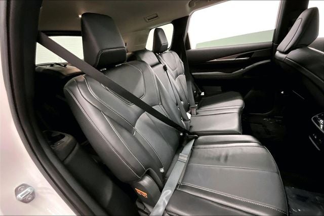 2024 INFINITI QX60 LUXE AWD-Pano Roof-Adaptive Cruise-Htd Leather
