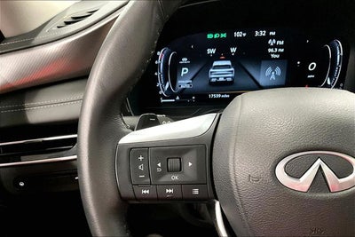 2024 INFINITI QX60 LUXE AWD-Pano Roof-Adaptive Cruise-Htd Leather