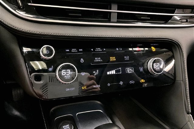 2024 INFINITI QX60 LUXE AWD-Heated Seats-Navigation